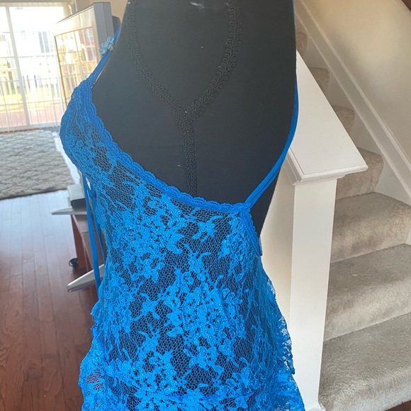 Lingerie - Picture 3 of 3